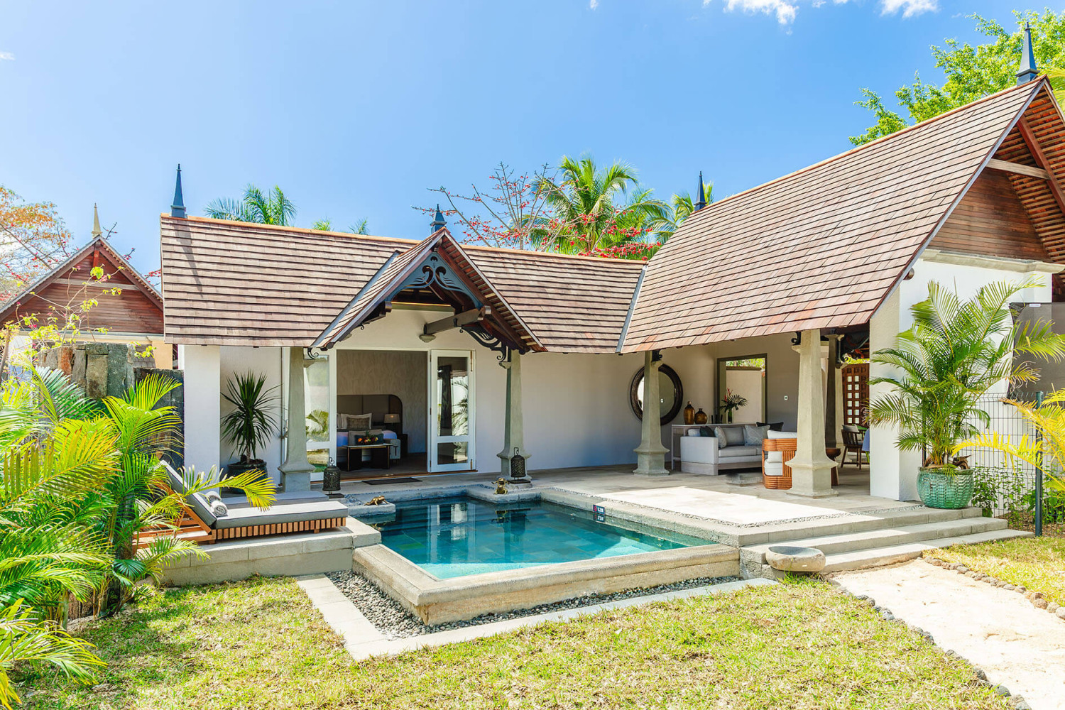 Maradiva Villas Resort & Spa